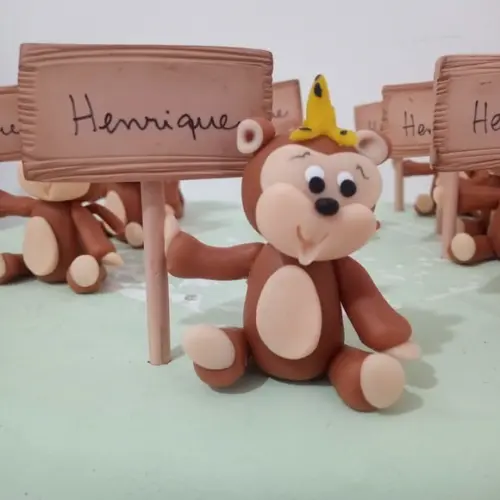 Macaco de Biscuit com Plaquinha com Nome para Lembrancinhas