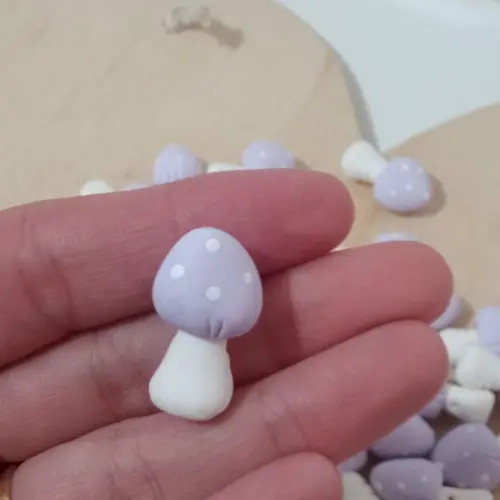 Mini Aplique Cogumelo de Biscuit com Furinho