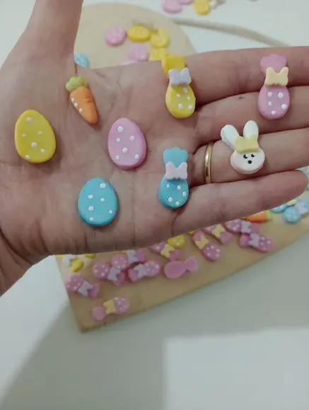 Mini Aplique Pascoa Kit com Trinta Peças
