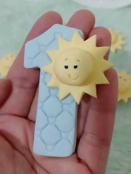 Número de Biscuit com Sol para Lembrancinhas Personalizadas