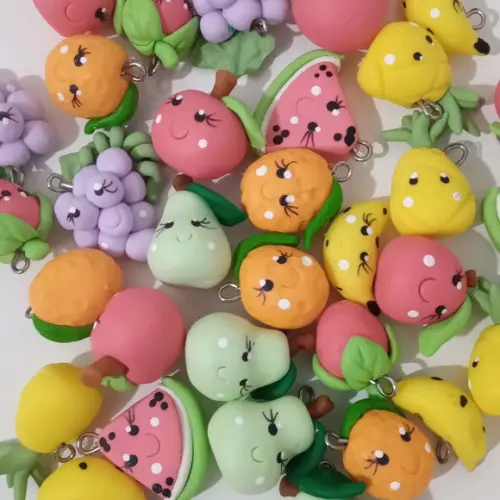 Pingente Frutinhas de Biscuit com Carinha