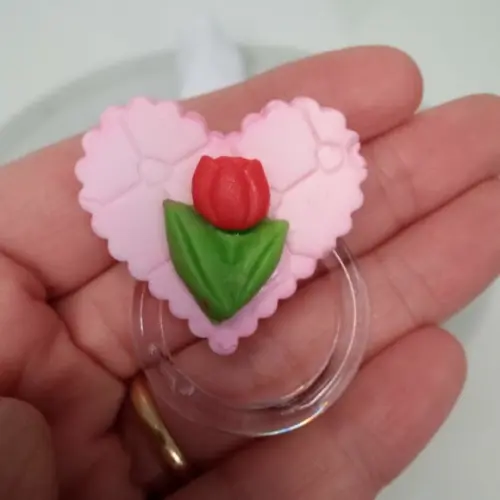 Porta Guardanapo Coração com Tulipa de Biscuit