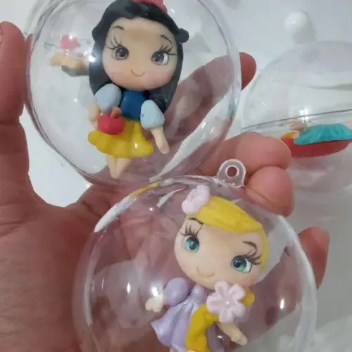 Princesas de Biscuit na Bola Acrílica