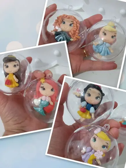 Princesas de Biscuit na Bola Acrílica