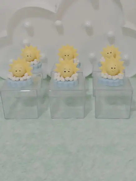 Solzinho de Biscuit na Caixinha Acrílica Dez Peças