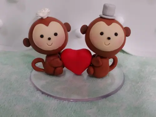 Topo de Bolo Casamento Macaquinhos de Biscuit