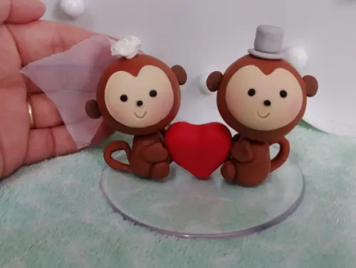 Topo de Bolo Casamento Macaquinhos de Biscuit