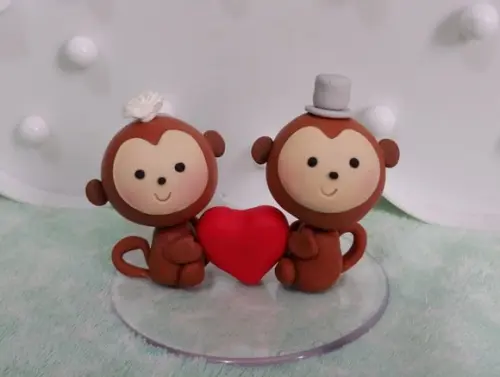 Topo de Bolo Casamento Macaquinhos de Biscuit