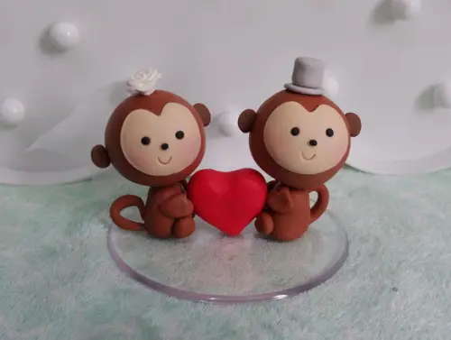 Topo de Bolo Casamento Macaquinhos de Biscuit
