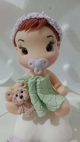 Topo de Bolo Chá de Bebê Menina com Ursinho de Biscuit