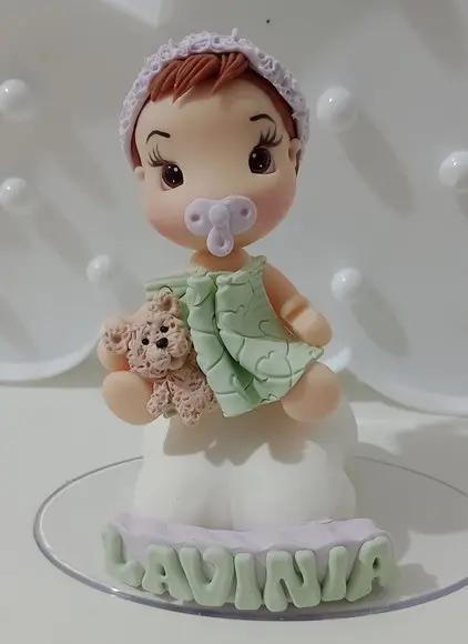 Topo de Bolo Chá de Bebê Menina com Ursinho de Biscuit