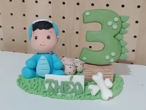 Topo de Bolo Dinossauro Baby de Biscuit