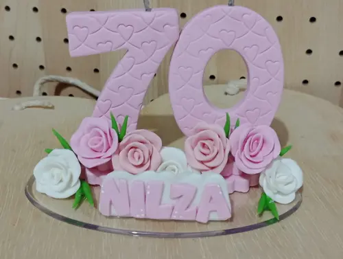 Topo de Bolo Festa Adulto de Rosas de Biscuit com Nome