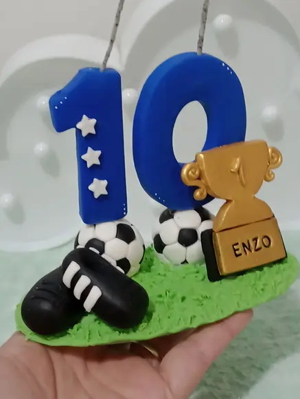 Topo de Bolo Futebol de Biscuit com Vela Personalizada