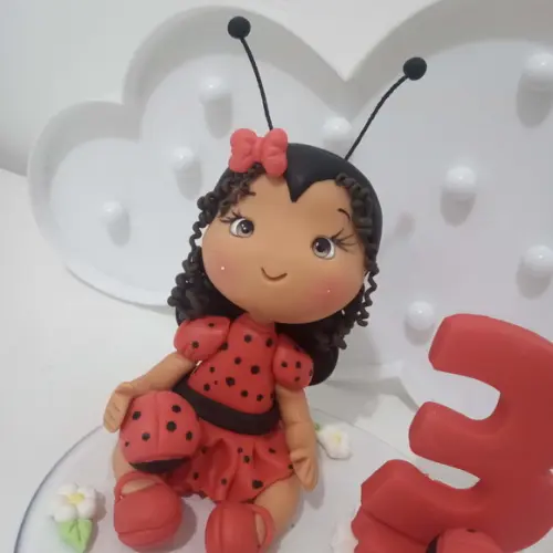 Topo de Bolo Menina Joaninha