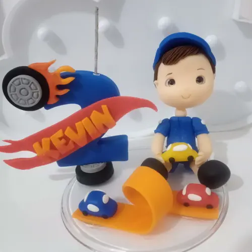 Topo de Bolo Menino com Carrinhos