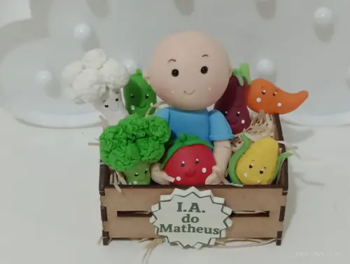 Topo de Bolo Menino Vegetais Introdução Alimentar Biscuit