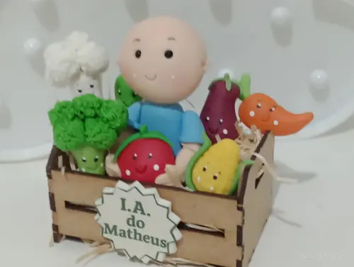 Topo de Bolo Menino Vegetais Introdução Alimentar Biscuit