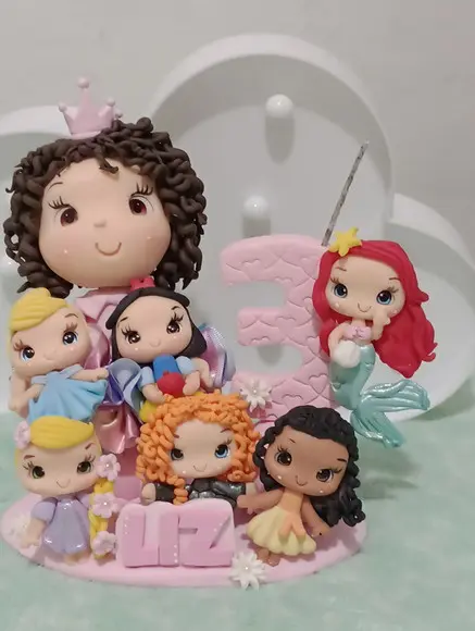Topo de Bolo Princesas de Biscuit com Boneca e Vela