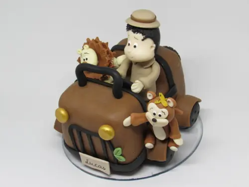 Topo de Bolo Safari Menino no Jipe