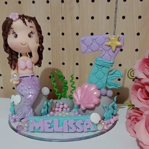 Topo de Bolo Sereia de Bscuit com Vela de Aniversário