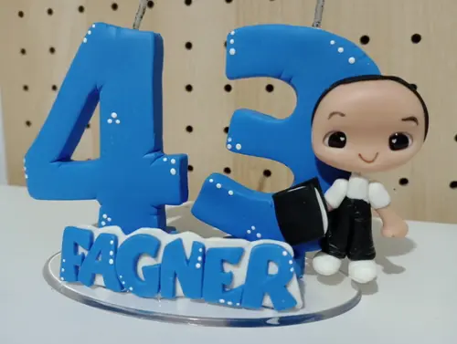 Vela Adulto Masculina com Aplique de Biscuit