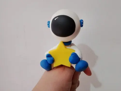 Vela Astronauta no Palito para Bolo Fake Redondo