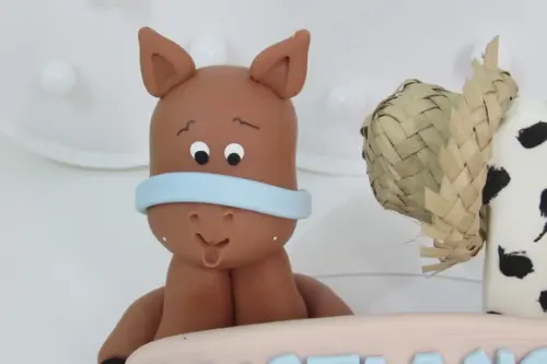 Vela Cavalinho de Biscuit Decorada com Nome