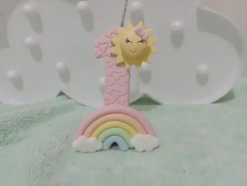 Vela de Biscuit Festa Raio de Sol com Arco-íris para Menina