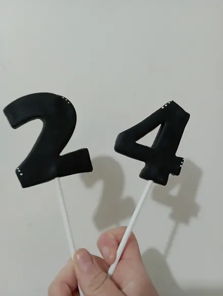 Vela de Biscuit para Aniversário Adulto com Palito
