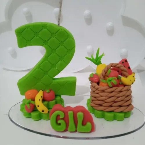 Vela Frutinhas com Cesta de Frutas e Nome de Biscuit