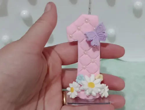 Vela Jardim das Borboletas de Biscuit Decorada Mini Pérolas