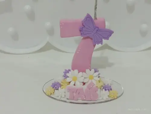 Vela Jardim Flores e Borboletas Biscuit com Nome