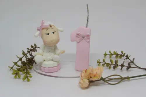 Vela Menina com Roupinha de Ovelha