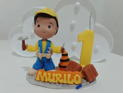 Vela Menino Construtor de Biscuit com Nome