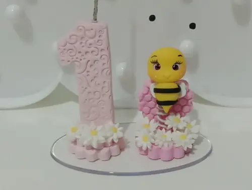 Vela Personalizada Abelhinha de Biscuit