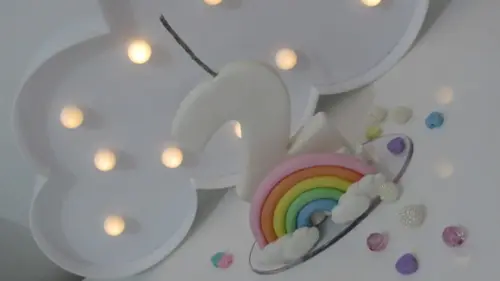 Vela Personalizada Arco-íris de Biscuit