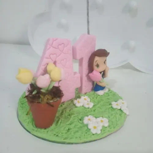 Vela Personalizada com Vaso de Tulipas e Boneca Festa Adulto