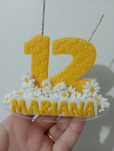 Vela Personalizada Margaridas de Biscuit com Dois Dígitos