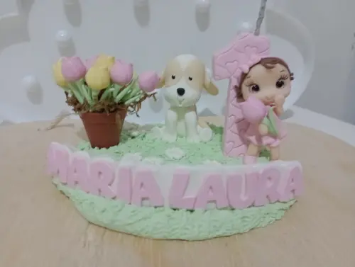Vela Personalizada Jarim com Boneca e Cachorrinho Biscuit