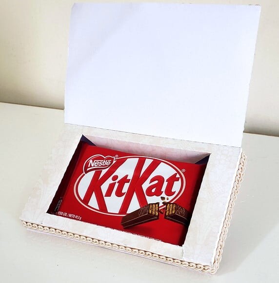 Arquivo de Corte Caixa Kit Kat Páscoa Tradicional
