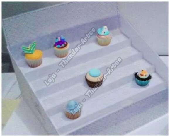 Arquivo de Corte Expositor de Brigadeiros