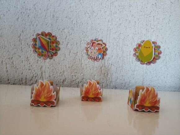 Arquivo de Corte Forminha com Toppers Festa Junina