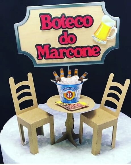 Arquivo de Corte Topo Bolo Boteco Mesa e Cadeiras