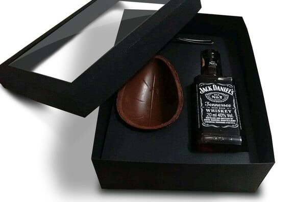 Arquivo pdf Caixa Mini Whisky 20ml, 50ml e 375ml Páscoa
