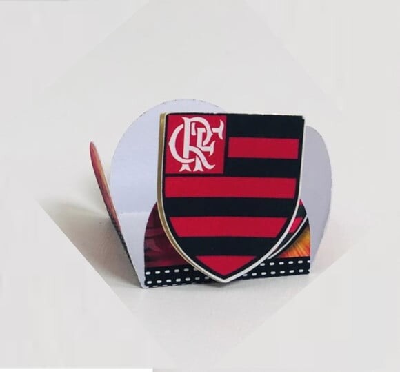 Arquivo pdf Centro de Mesa Futebol Flamengo - Corte Tesoura