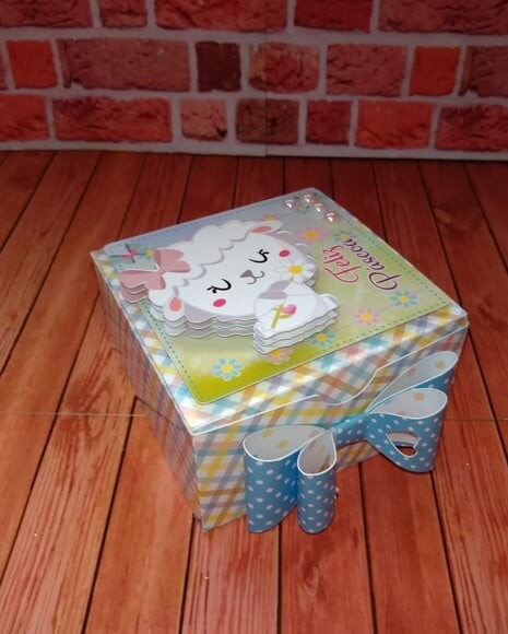 Arquivo Silhouette Caixa e Forminhas para 4 Doces