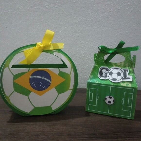Arquivo Silhouette Lancheira e Sacolinha Bola Futebol