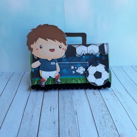 Arquivo Silhouette Maletinha Scallop Futebol Infantil