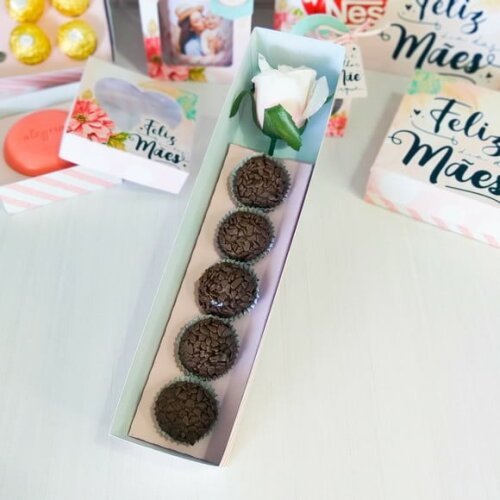Arquivo Silhouette Caixa 5 Doces e 1 Rosa Mães
